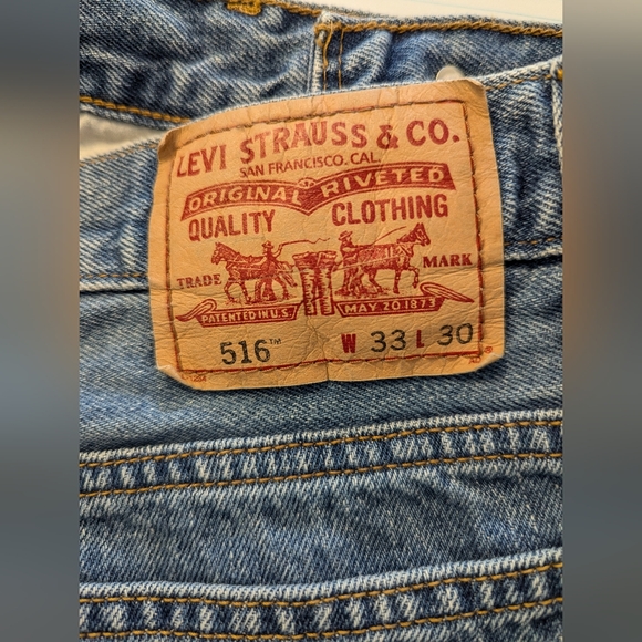 Levi's Slim Fit 516 Men's Jeans - Picture 3 of 7